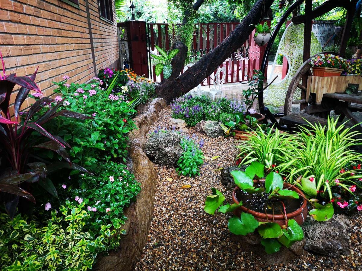 Boutique House Nipha Leilighet Chiang Mai Eksteriør bilde